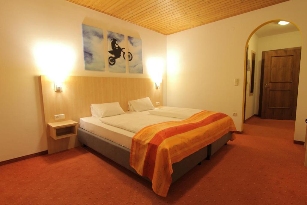 Hotel-Restaurant Bike&Snow Lederer Mühlbach am Hochkönig Δωμάτιο φωτογραφία
